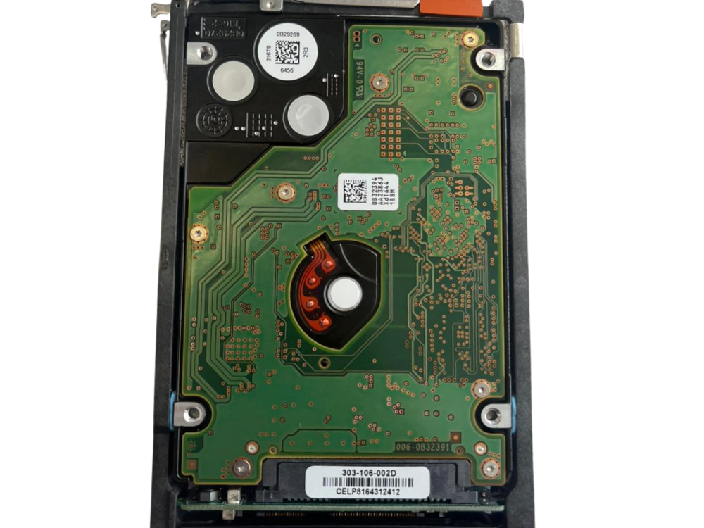 Alternative view of HD SAS 1.2TB 10K 2.5 HGST Ultrastar 6Gb Com Gaveta EMC Storage VNX