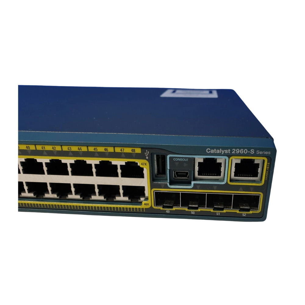 Switch Cisco Catalyst WS-C2960S-48TS-L 48P 10/100/1000+4 SFP - Imagem 2