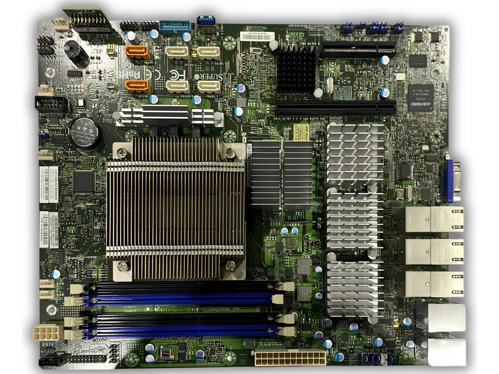 Placa Mãe Supermicro X10SLH Xeon E3-1270V3 DDR3 e Dissipador